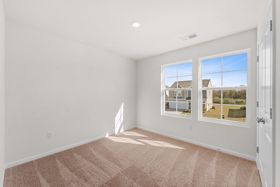 Spacious, unfurnished interior of a new home in Wingate, Inman (Image 24).