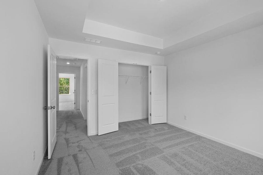 Spacious, unfurnished interior of a new home in Auburn Glen, Dacula (Image 25).