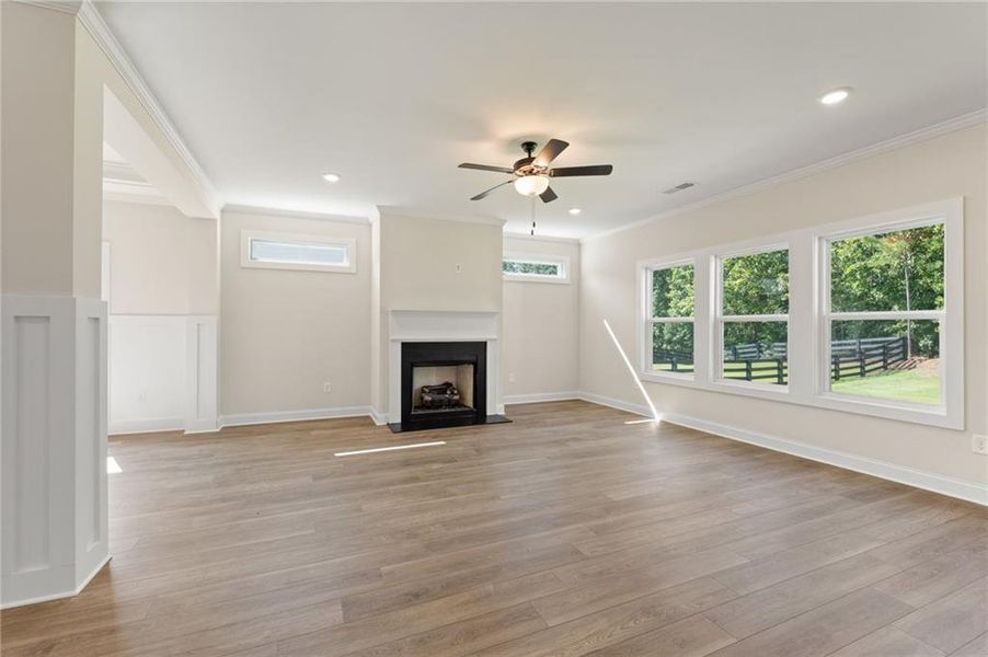 Spacious, unfurnished interior of a new home in , Dallas (Image 26).