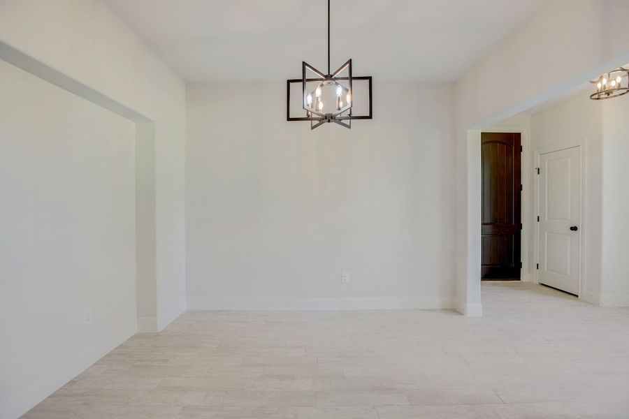 Dining Area Dining Area