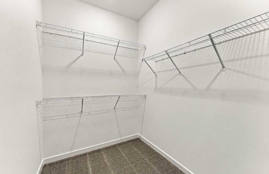 Spacious, unfurnished interior of a new home in Explore North River Ranch, Parrish (Image 16).