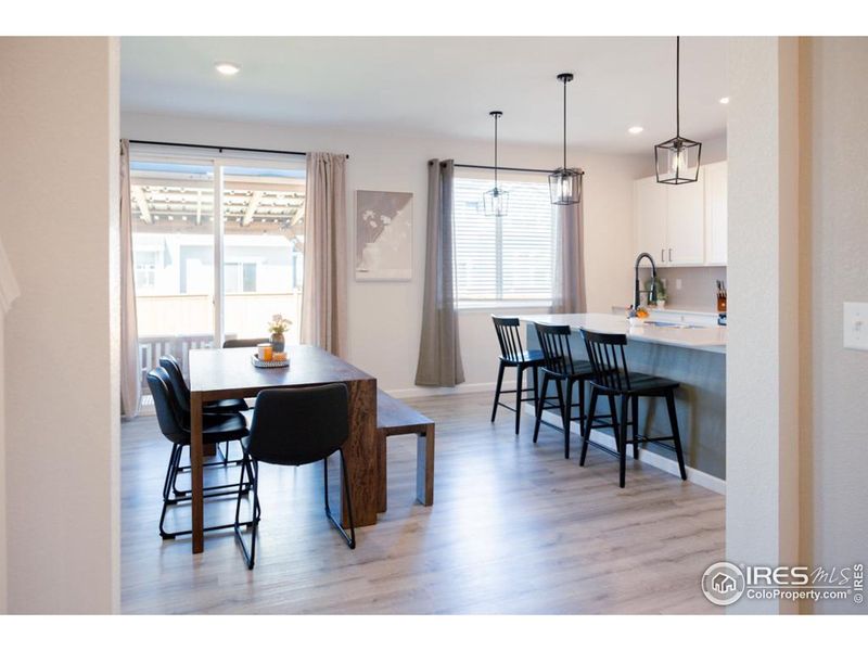 Eating Space next to Kitchen Eating Space next to Kitchen