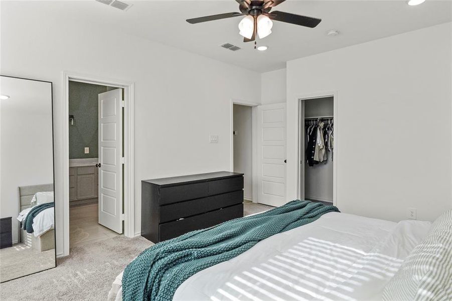 Furnished interior view inside a new home in Keeneland 40s, Aubrey (Image 23).