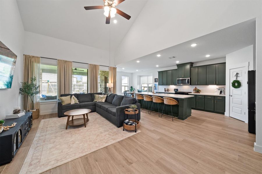 Furnished interior view inside a new home in Sorella, Tomball (Image 26).