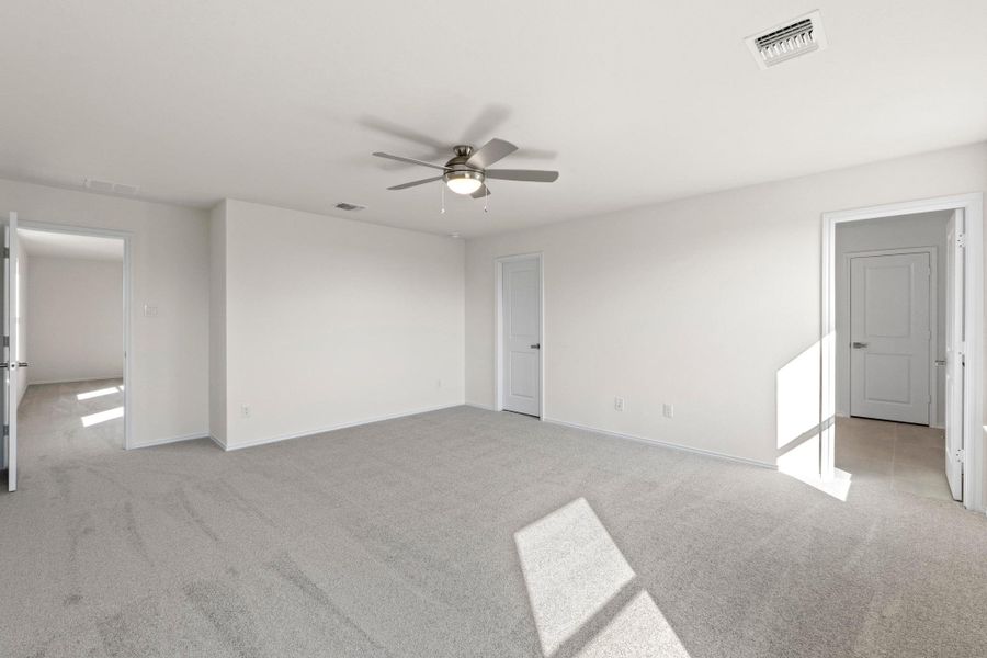 Spacious, unfurnished interior of a new home in Salerno - Heritage Collection, Round Rock (Image 28).