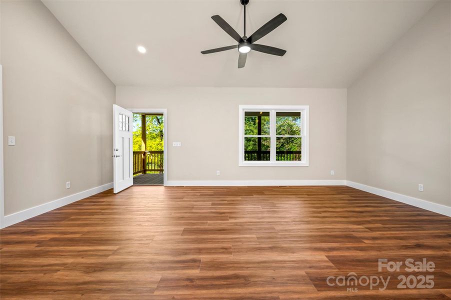Spacious, unfurnished interior of a new home in , Hendersonville (Image 17).