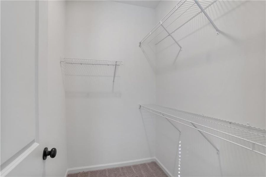 Spacious, unfurnished interior of a new home in , Cleveland (Image 20).
