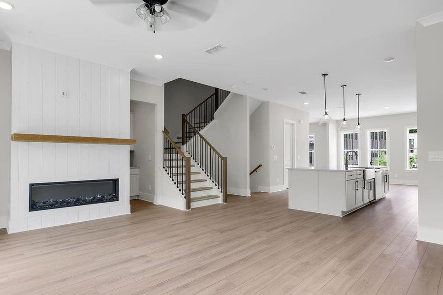 Spacious, unfurnished interior of a new home in Echo Park, Suwanee (Image 27). Spacious, unfurnished interior of a new home in Echo Park, Suwanee (Image 27).