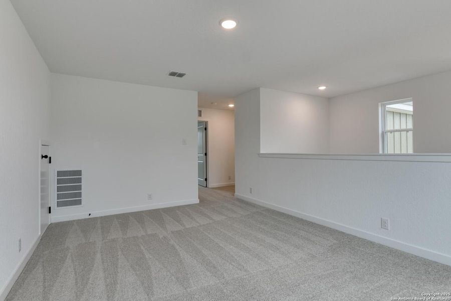 Spacious, unfurnished interior of a new home in The Arbors at the Wilder, Adkins (Image 29).