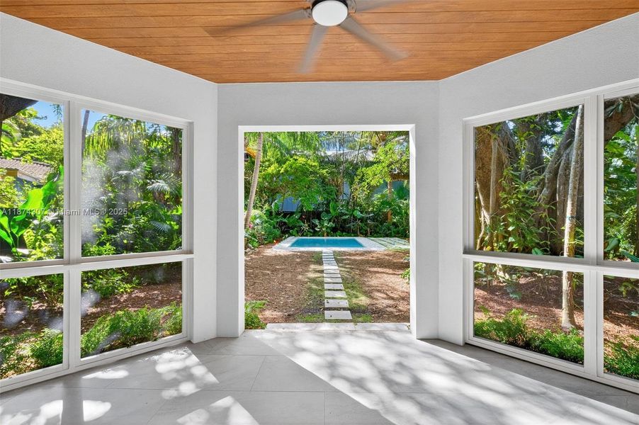 Image 79 of a home in .