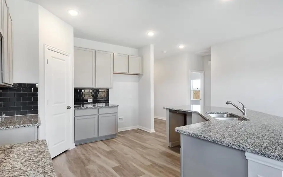 Furnished interior view inside a new home in Magnolia Springs, Montgomery (Image 5). Furnished interior view inside a new home in Magnolia Springs, Montgomery (Image 5).