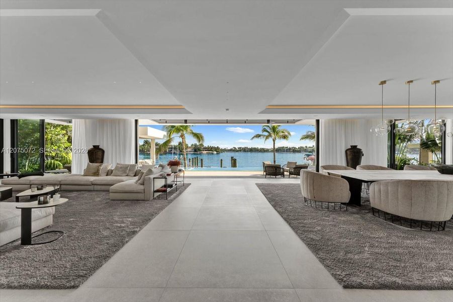 Community amenities in , Miami Beach (Image 30).