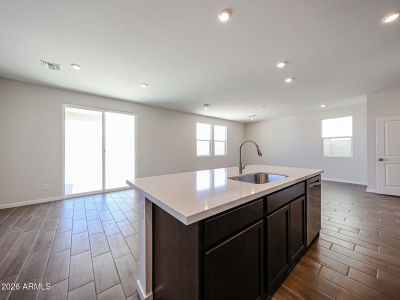 11_Oak-Manzanita-at-Teravalis_Buckeye_Ho 11_Oak-Manzanita-at-Teravalis_Buckeye_Ho