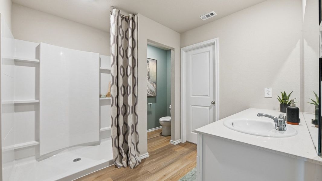 Furnished interior view inside a new home in Dry Creek, Bridgeport (Image 24). Furnished interior view inside a new home in Dry Creek, Bridgeport (Image 24).