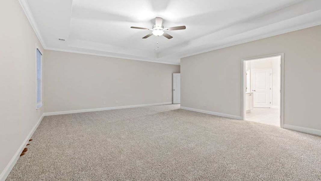Spacious, unfurnished interior of a new home in Pinebrook, Woodruff (Image 32).