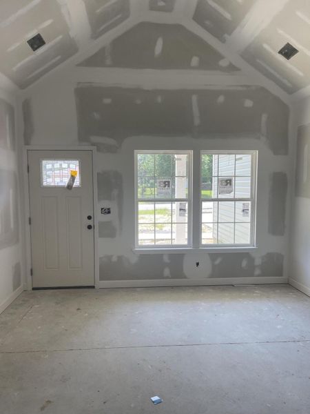 Spacious, unfurnished interior of a new home in , Orangeburg (Image 8).