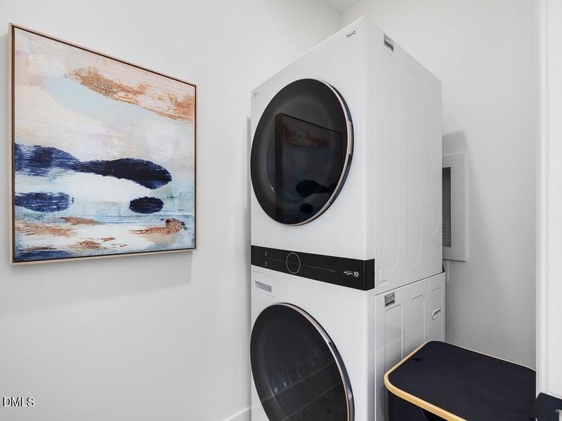 087_2nd Floor Laundry