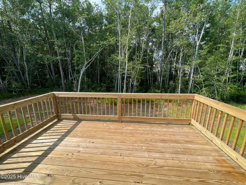 Image 33 of a home in Mill Creek Cove.