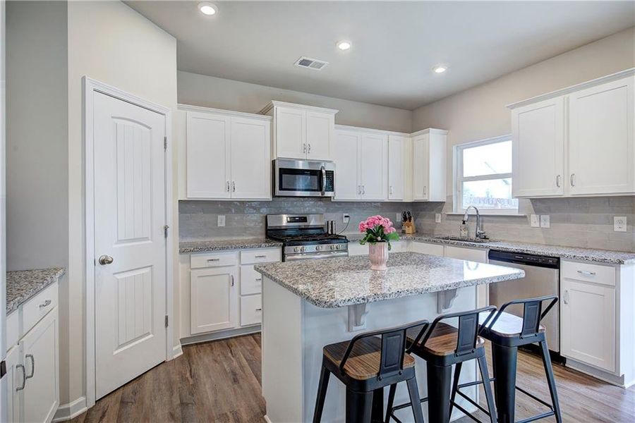 Furnished interior view inside a new home in , Cartersville (Image 13).