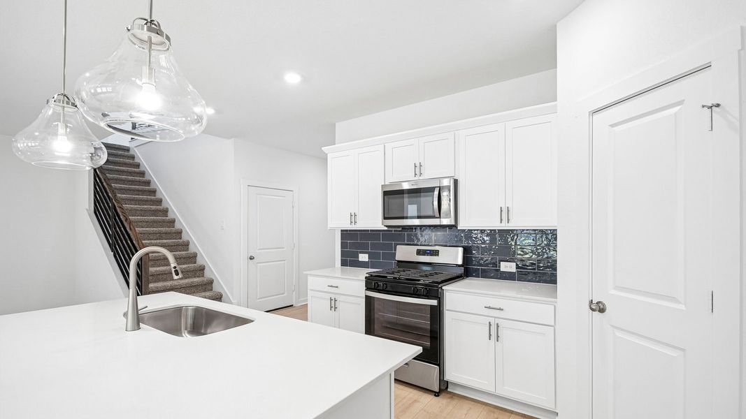Furnished interior view inside a new home in Rosenbusch Ranch, Leander (Image 10).