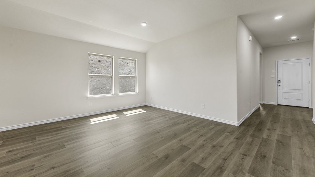 Spacious, unfurnished interior of a new home in Liberty Crossing, Royse City (Image 14).
