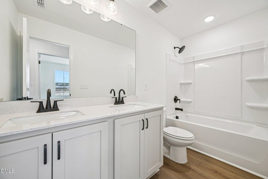 20-web-or-mls-Mirth Ct-S0701-020