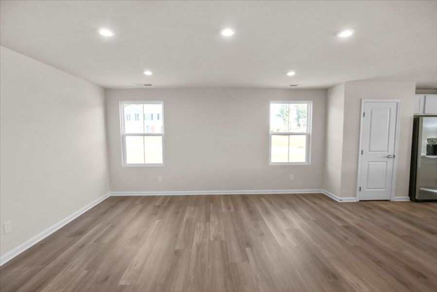 Spacious, unfurnished interior of a new home in Bronson Ridge, Greenwood (Image 12).