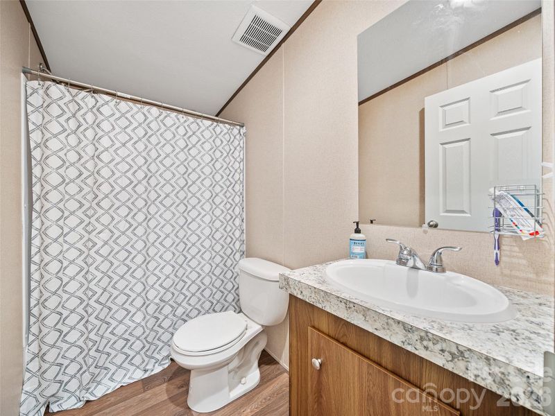 Furnished interior view inside a new home in , Marion (Image 15).