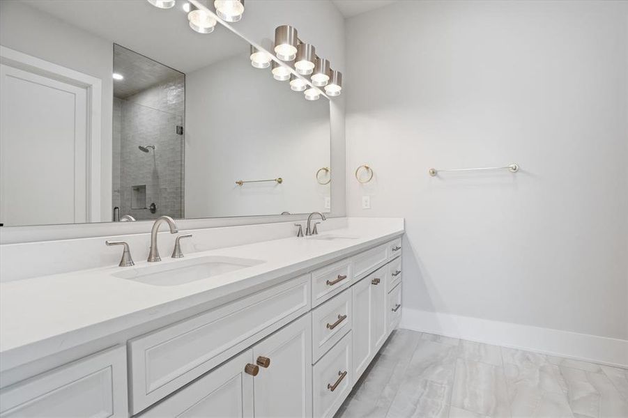 Furnished interior view inside a new home in , Strawn (Image 10).