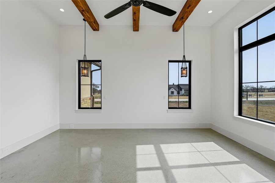 Spacious, unfurnished interior of a new home in Summit Ranch, Aledo (Image 36). Spacious, unfurnished interior of a new home in Summit Ranch, Aledo (Image 36).