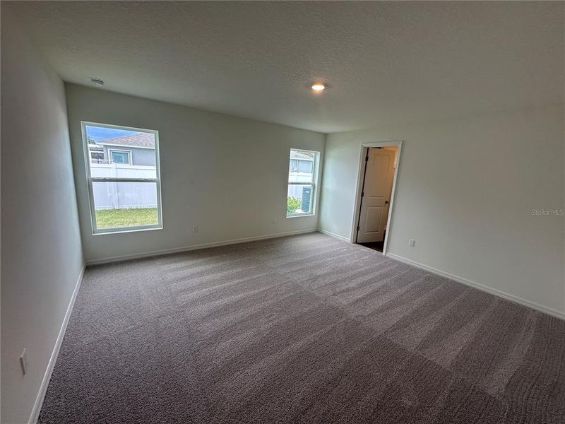 Spacious, unfurnished interior of a new home in , Palm Coast (Image 12).
