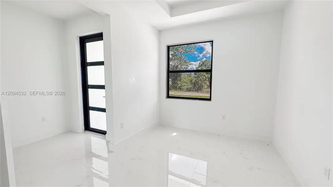 Spacious, unfurnished interior of a new home in , Lehigh Acres (Image 35).