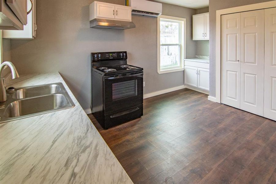 Furnished interior view inside a new home in , Sweetwater (Image 4).