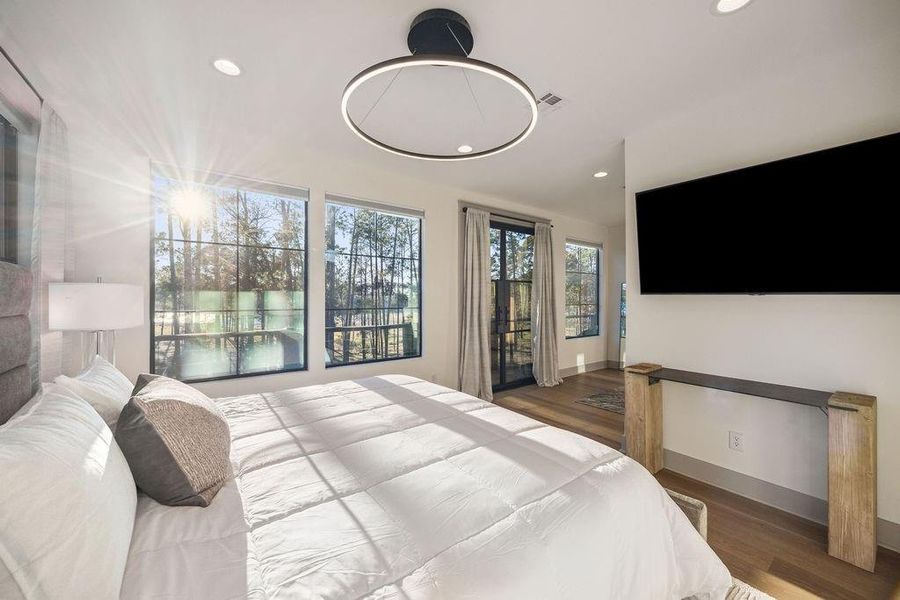 Furnished interior view inside a new home in , Brookeland (Image 6).