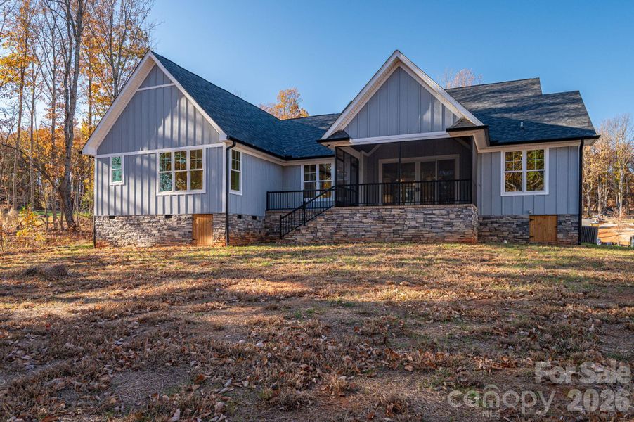 Image 40 of a home in .