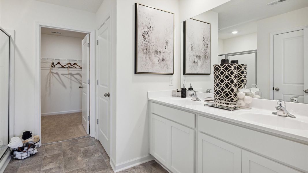 Furnished interior view inside a new home in Beechwood Meadows, Johnson City (Image 16).