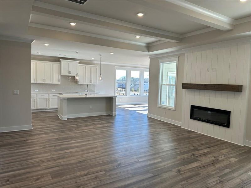 Spacious, unfurnished interior of a new home in Rosewood Lake Preserve, Hoschton (Image 18).