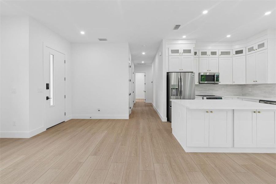 Spacious, unfurnished interior of a new home in , North Port (Image 58). Spacious, unfurnished interior of a new home in , North Port (Image 58).
