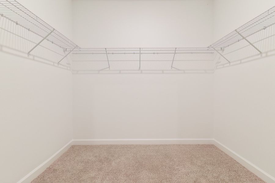 Representative unfurnished interior of a home built from the Maybell III by CJL Homes in Barton's Bend, Crestview (Image 17).