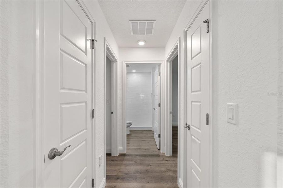 Spacious, unfurnished interior of a new home in , Dunnellon (Image 60).