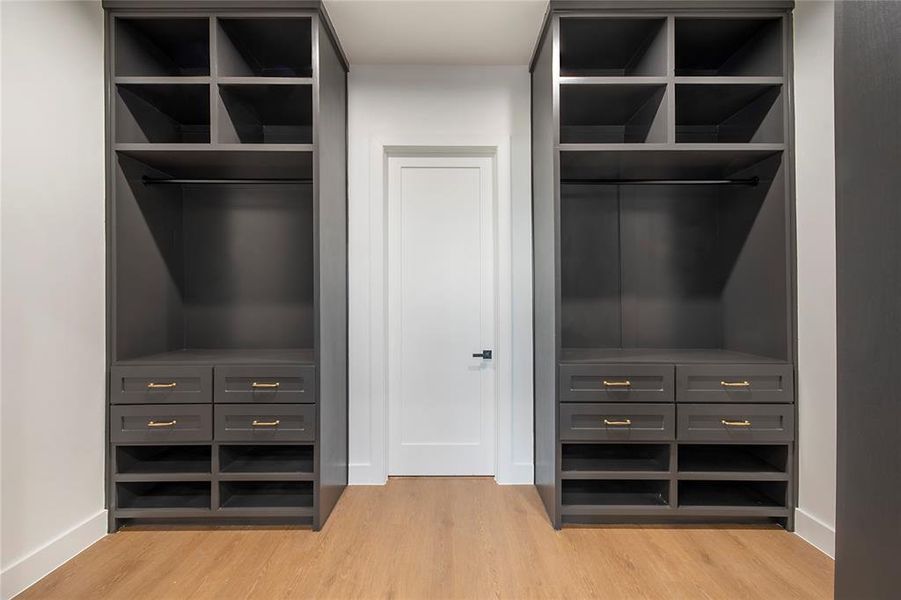 Furnished interior view inside a new home in , Dallas (Image 29).