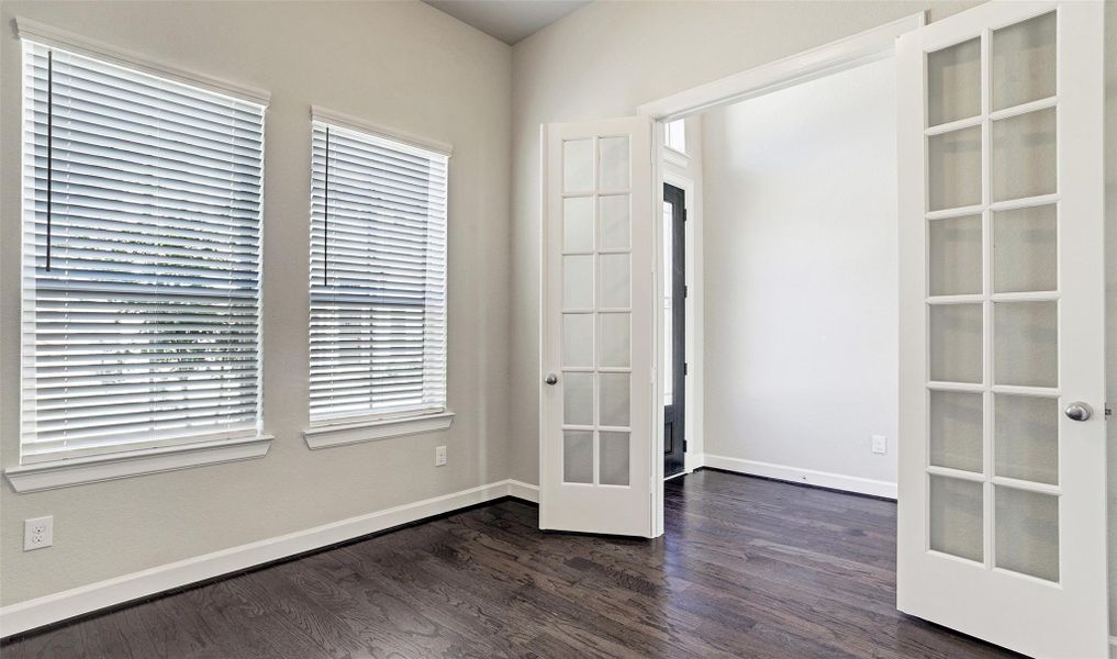 Spacious, unfurnished interior of a new home in Waterstone on Lake Conroe, Montgomery (Image 10). Spacious, unfurnished interior of a new home in Waterstone on Lake Conroe, Montgomery (Image 10).