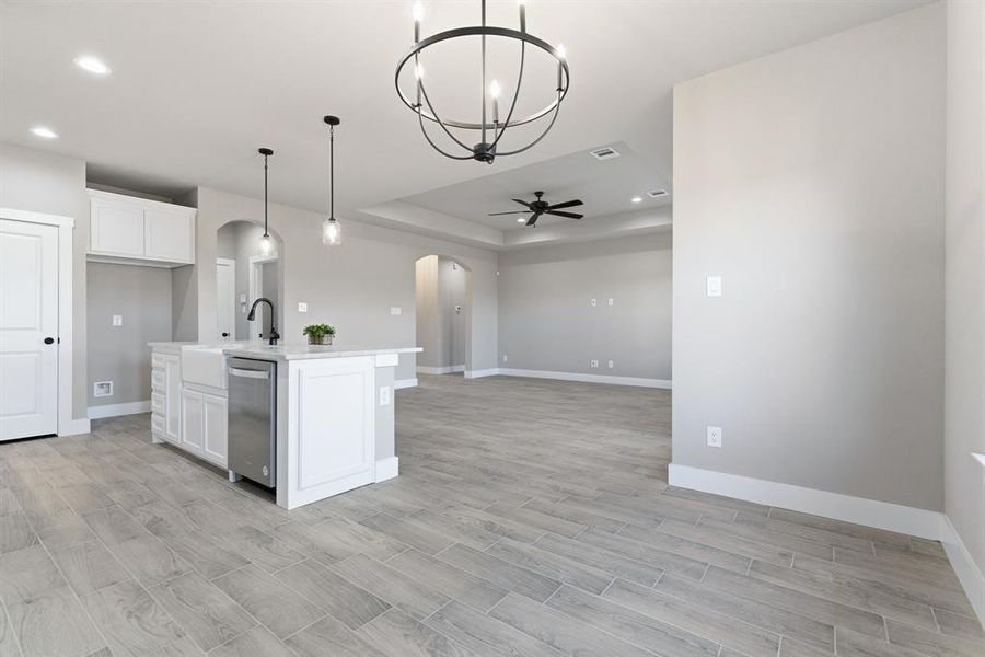 Spacious, unfurnished interior of a new home in , Bridgeport (Image 18).