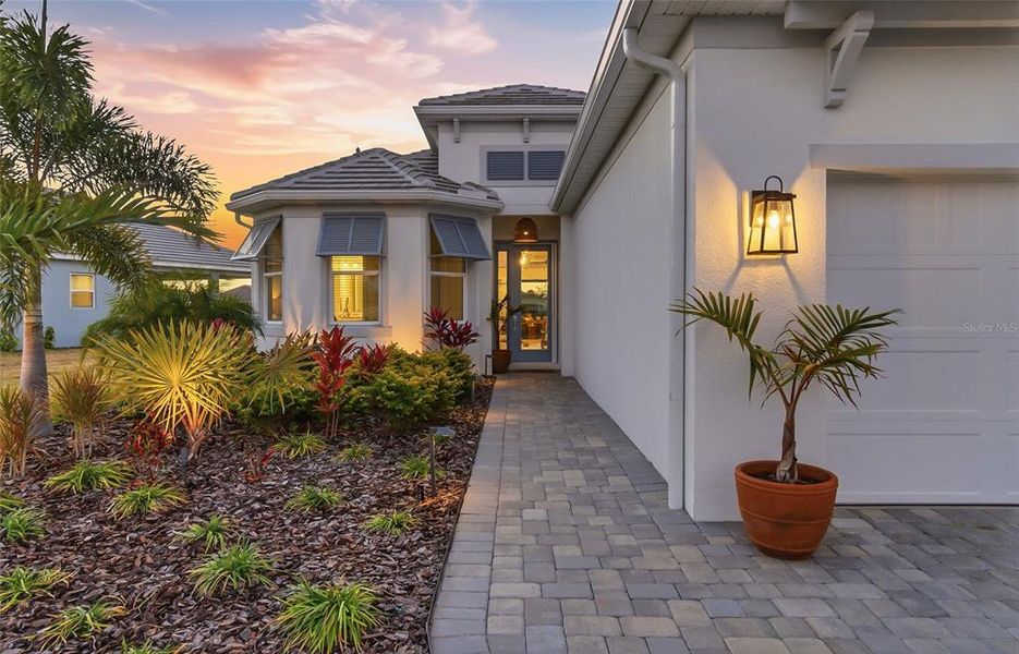 Exterior details and patio area of a home in , Palmetto (Image 23).