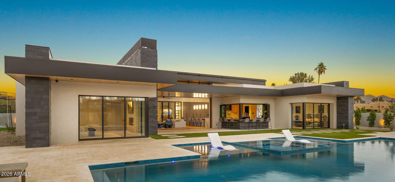 83-web-or-mls-Backyard5