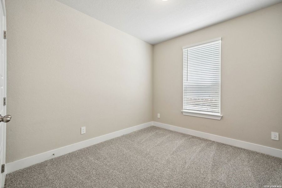 Spacious, unfurnished interior of a new home in Stetson Ridge, Marion (Image 20).