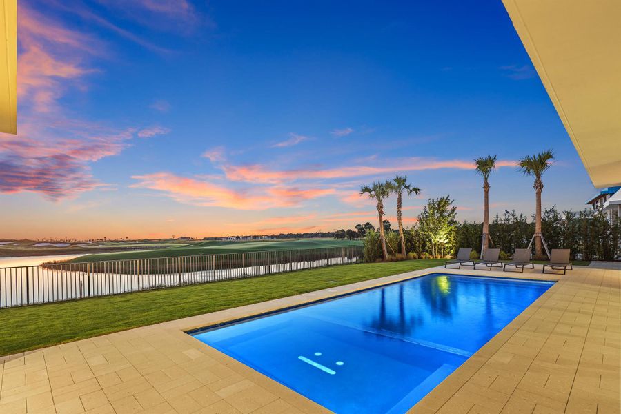 Exterior details and patio area of a home in , Palm Beach Gardens (Image 4).