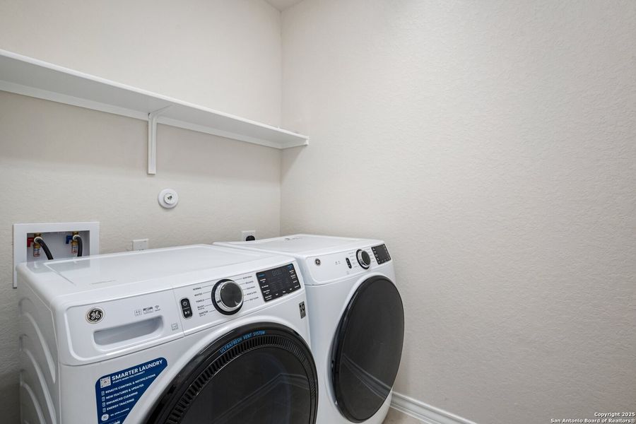 Image 39 of a home in Laurel Vistas.