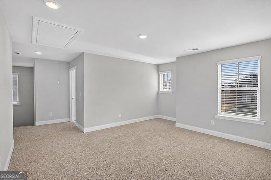 Spacious, unfurnished interior of a new home in Stone Brooke, Gray (Image 29).