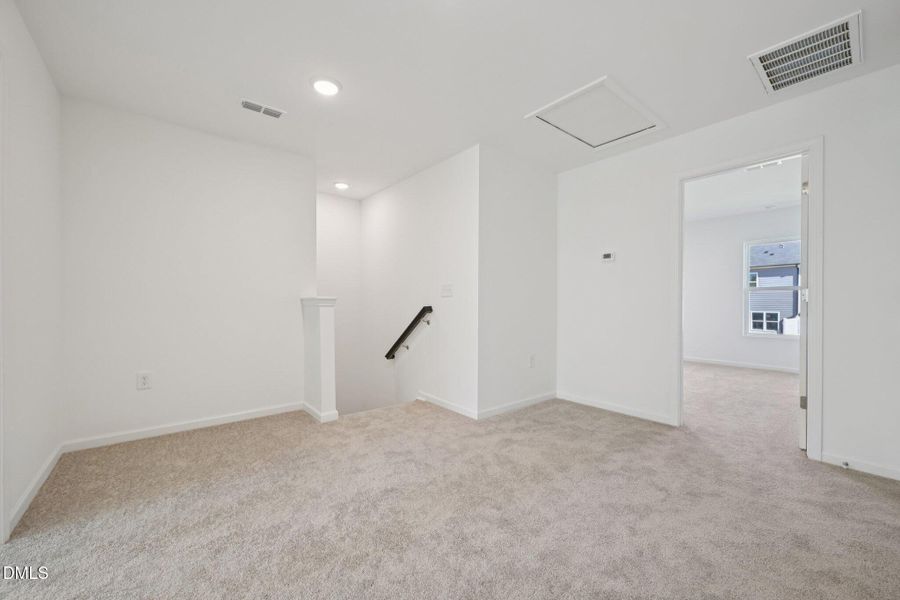 22-web-or-mls-Flagstone Way-S2410-022